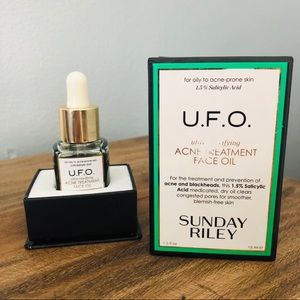 Sunday Riley U.F.O. Ultra Clarifying Face Oil